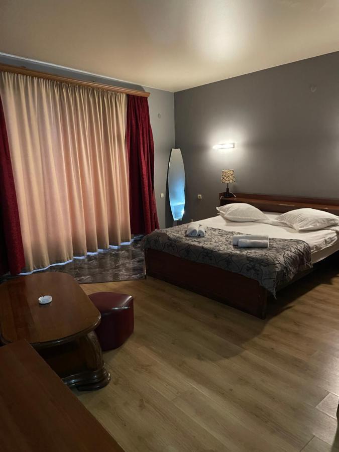 Hotel Era Tbilisi Eksteriør billede