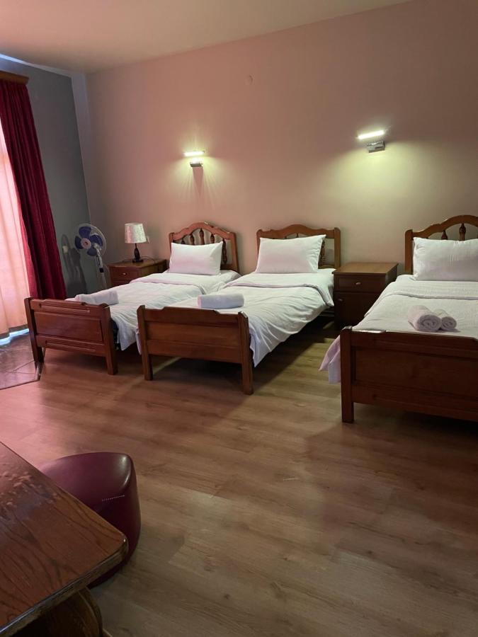 Hotel Era Tbilisi Eksteriør billede
